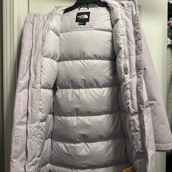 (Like New) Pink North Face Coat S/P - Picture 5 of 6